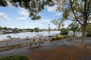 The Thames- click for photo gallery